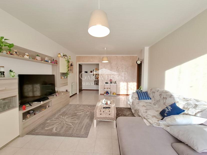 Trilocale in Via Marziale Cerutti, Lonato del Garda — foto 2 di 5