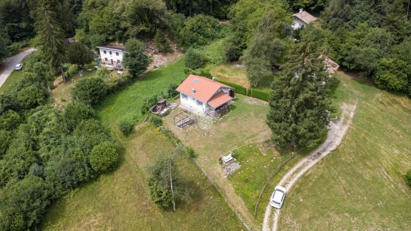 Rustico in Loc Treni 5, Tenno — foto 3 di 5