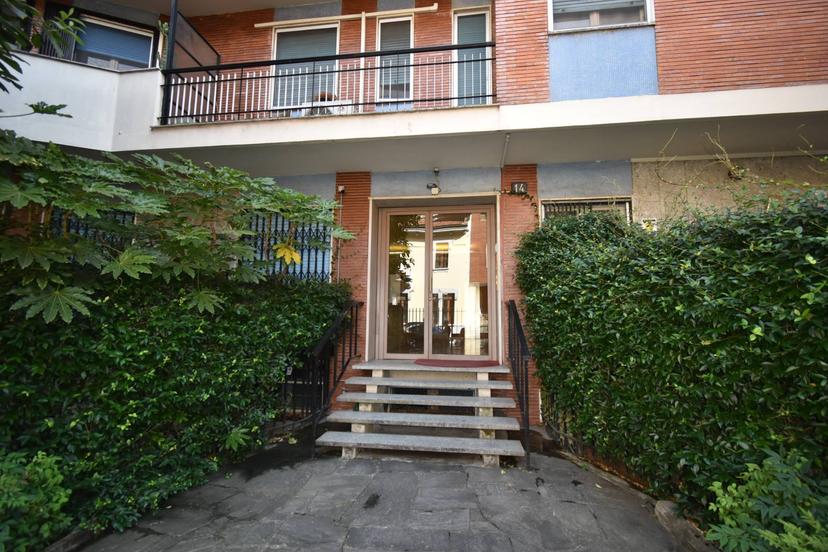 Bilocale in Via Pietro Colletta 14, Milano