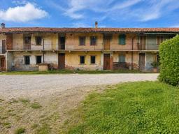 Terratetto unifamiliare in Via Roma 48, Baldissero d'Alba