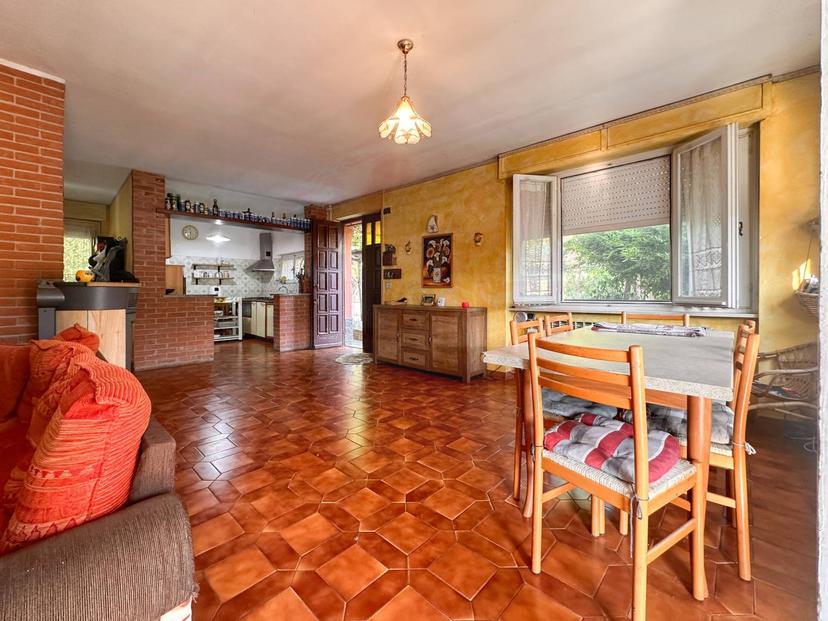Casa indipendente in Regione Vallerana 97, Alice Bel Colle — foto 2 di 5