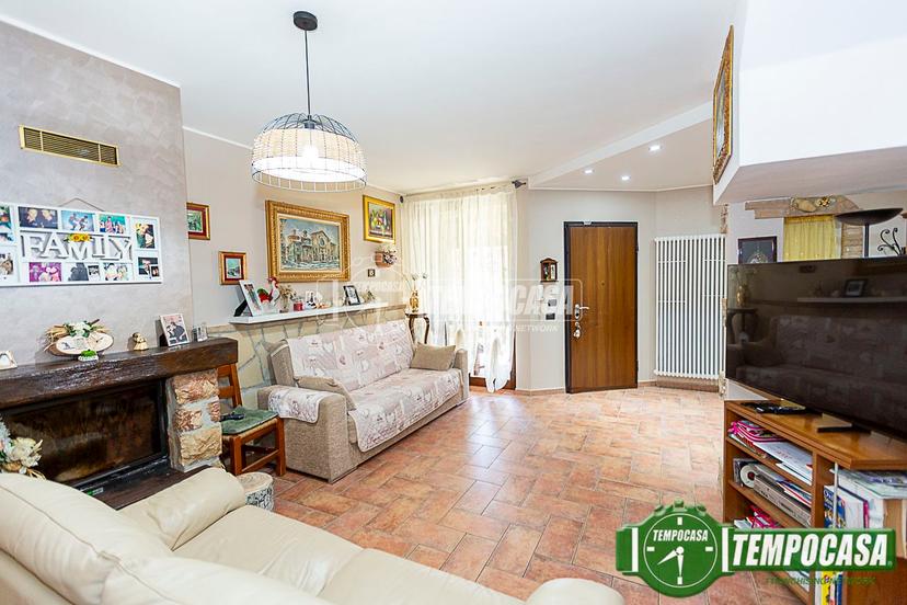 Villa in Via Don Orfeo Ferrarese, Sant'Angelo Lodigiano — foto 2 di 5