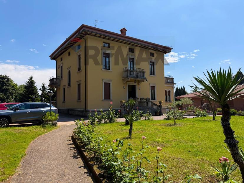 Villa in Viale Italia 18, Ponte San Pietro — foto 3 di 5