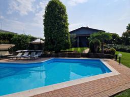 Villa in Via Gramsci 3, Comezzano-Cizzago
