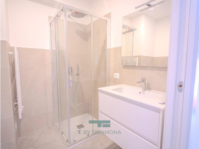 Trilocale, Castelveccana — foto 5 di 5