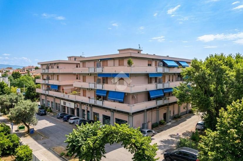 Quadrilocale in Via Lago Isoletta 7, Pescara