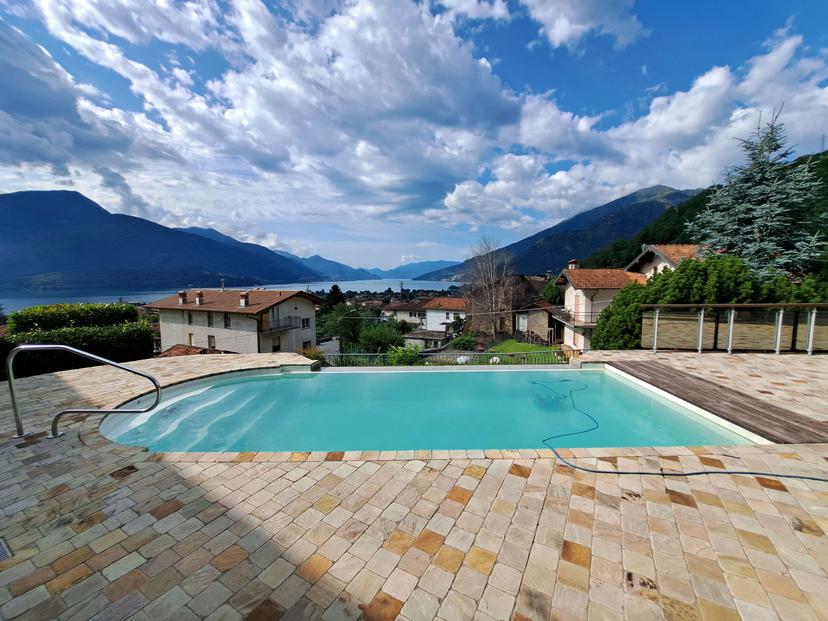 Villa unifamiliare in Via Cerviano, Gravedona ed Uniti — foto 2 di 5