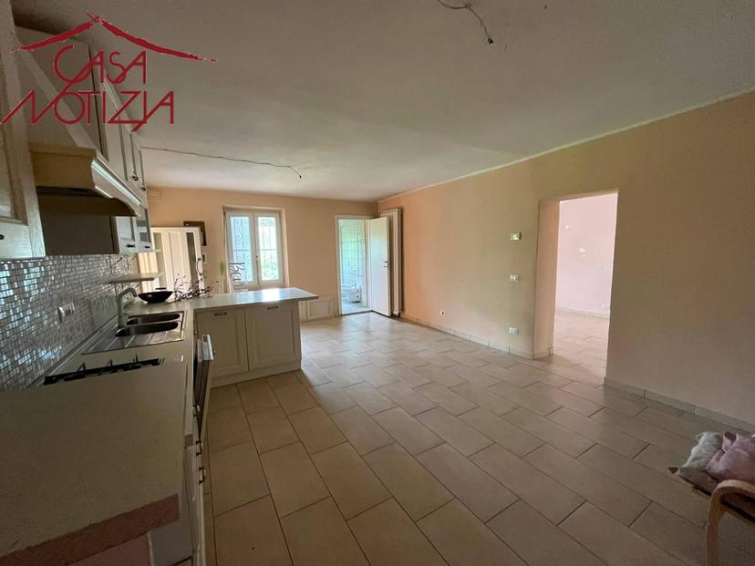 Quadrilocale in Via Debbiali, Gallicano — foto 4 di 5