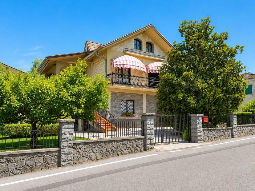 Villa, Minucciano — foto 4 di 5
