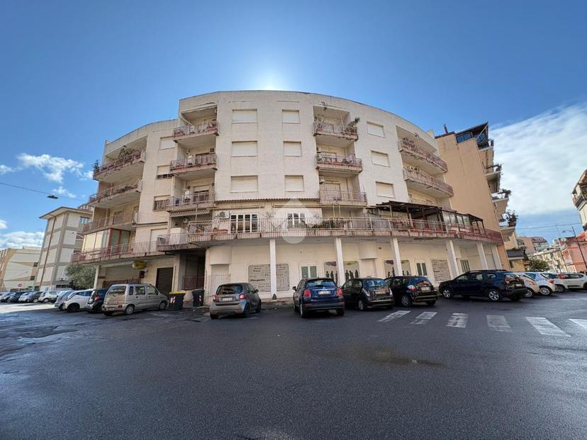 Quadrilocale in Vico Botteghelle 43, Reggio di Calabria — foto 3 di 5