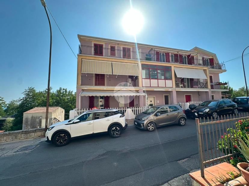 Bilocale in Via Vallena 28, San Lucido