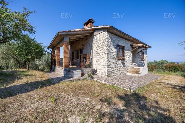 Casale in Via San Rocco, Montecchio — foto 2 di 5