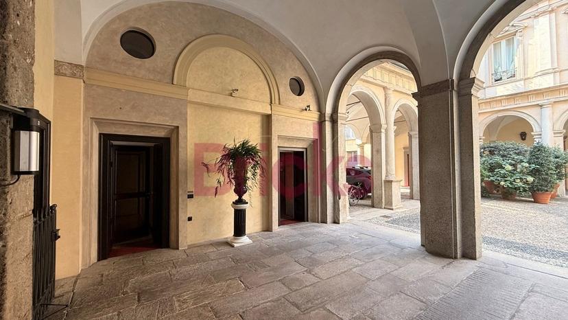 Villa bifamiliare in Via San Maurilio 19, Milano — foto 5 di 5