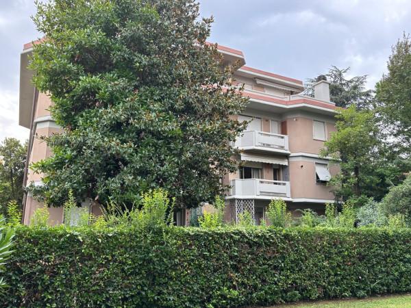 Trilocale in Via San Giuseppe Vecchio 371, Massa