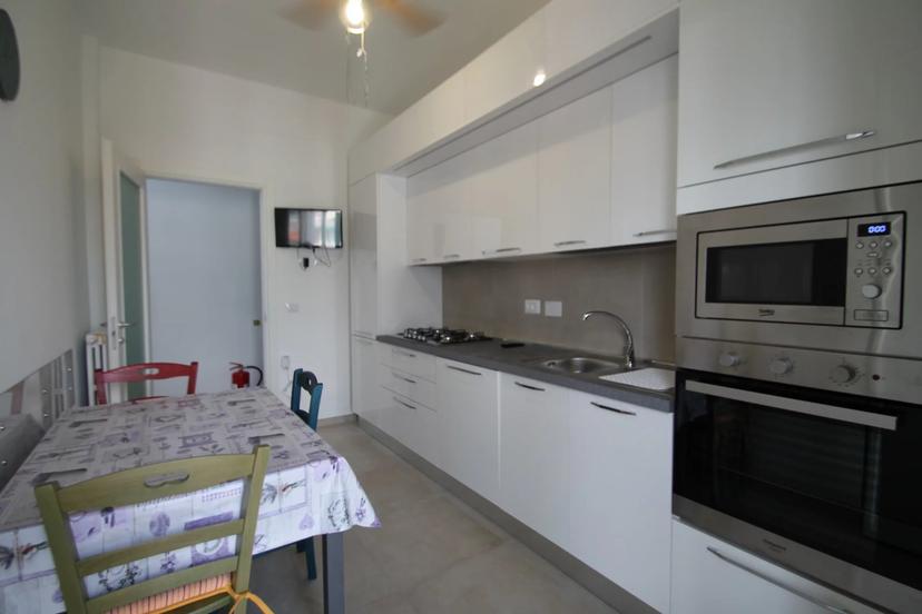 Trilocale in Corso Europa 31., Borghetto Santo Spirito — foto 4 di 5