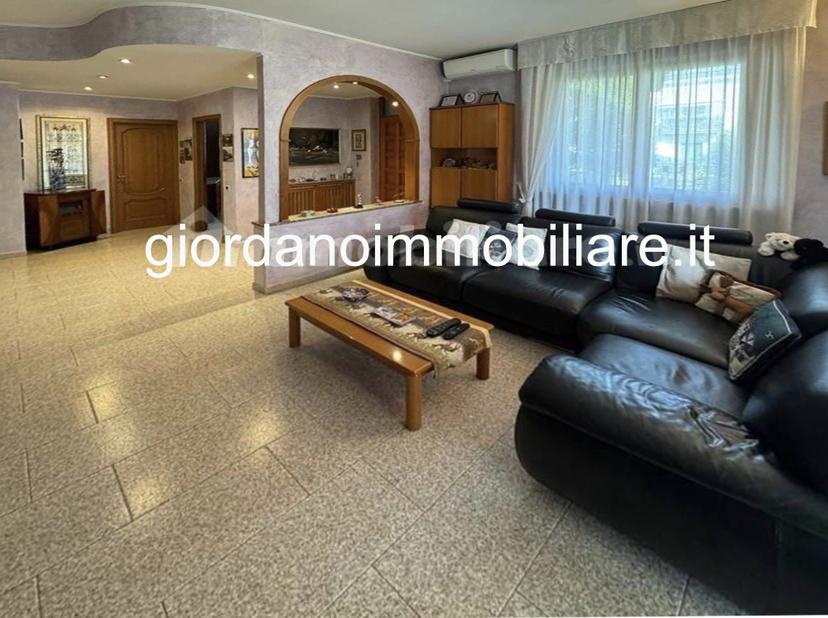 Villa in Viale Brianza, Varedo — foto 4 di 5