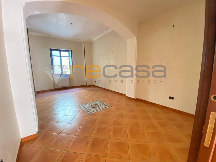 Trilocale in Via Menotti 20, Bellizzi — foto 4 di 5
