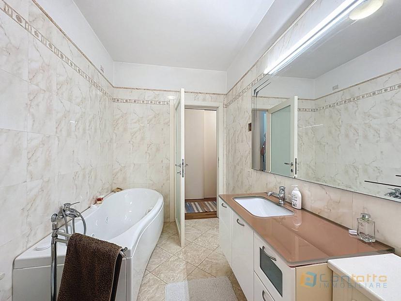 Appartamento in villa in Contrada San Silvestro 8, Cupra Marittima
