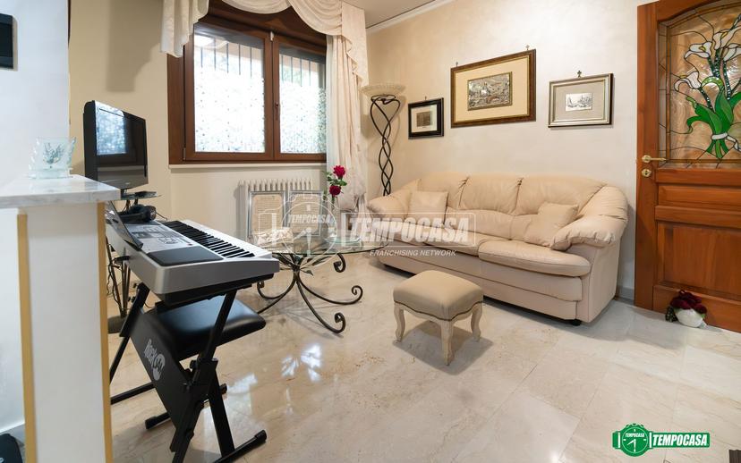 Quadrilocale in Via Prealpi 6, Nova Milanese — foto 3 di 5