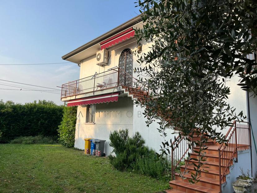 Villa in Via Circonvallazione Ovest, Castelfranco Veneto — foto 4 di 5