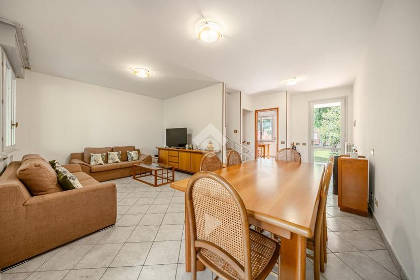 Villa a schiera in Via Vladimir Lenin 34, Bibbiano