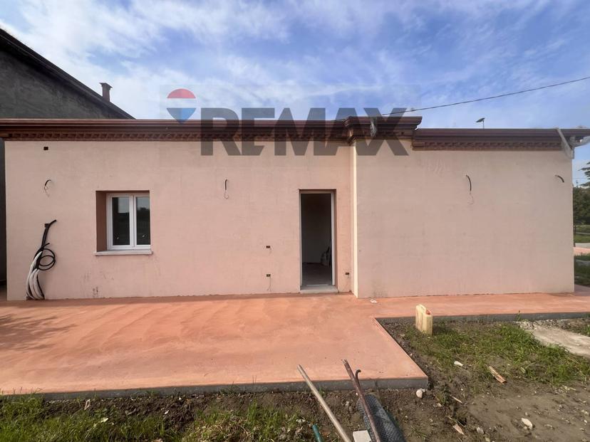 Trilocale in Via San Nicolo Snc, Castagnaro — foto 3 di 5