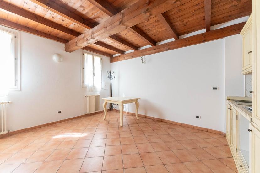 Bilocale in Via Vinicio Pescerelli 22, San Pietro in Casale — foto 2 di 5