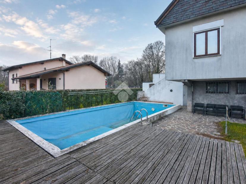 Villa in Via Eugenio Curiel 6, Trezzo sull'Adda — foto 3 di 5