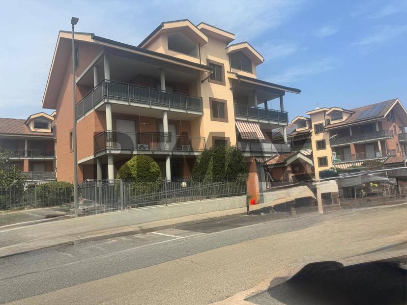 Quadrilocale in Via Rossini 1/Bis, Beinasco — foto 3 di 5