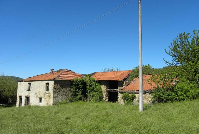 Rustico in Ruà, Castelletto Uzzone — foto 2 di 5