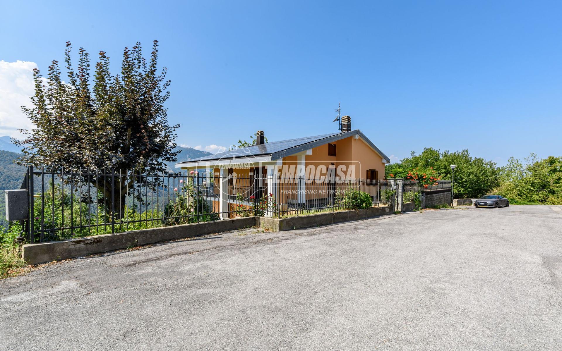 Villa in Salita San Salnatore 33, Montaldo di Mondovì