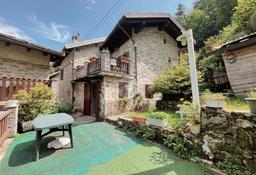 Casa indipendente in Regione Piane di Beccaria, Rosazza