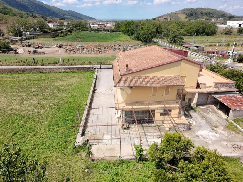 Villa in Via Masseria Ferrara 9, San Felice a Cancello — foto 2 di 5