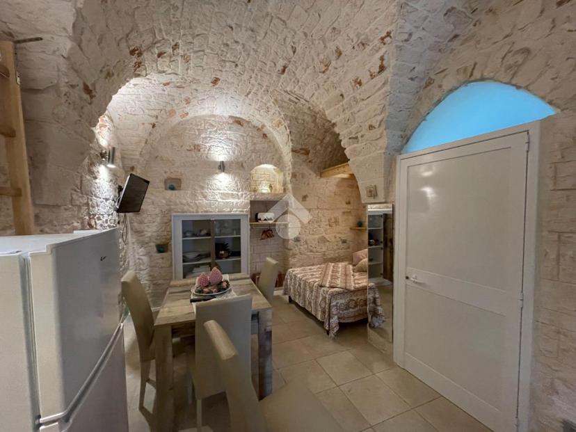 Casa indipendente in Via Sarfatti 11, Ceglie Messapica — foto 2 di 5