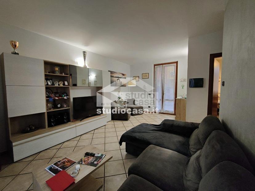 Villa bifamiliare in Via XI Settembre, Casaletto Ceredano — foto 2 di 5
