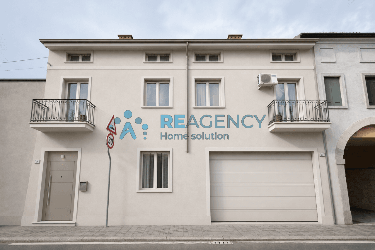 Casa indipendente in Via Lovara 32, Montecchio Maggiore