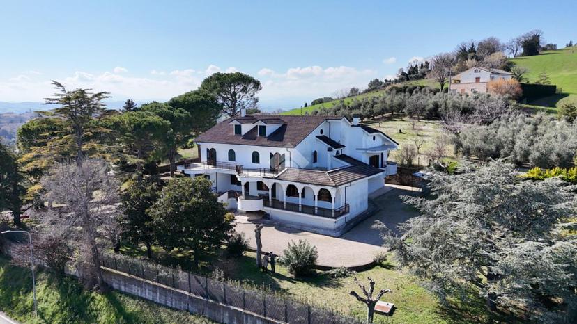 Villa in Via del Colle Vissiano 18, Fermo — foto 2 di 5