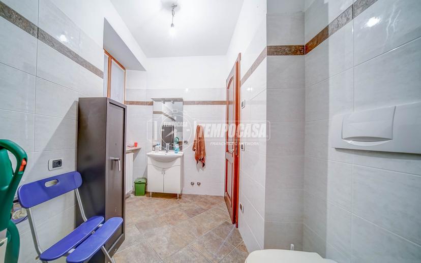 Casa indipendente in Via Lagone, Borgomanero — foto 4 di 5