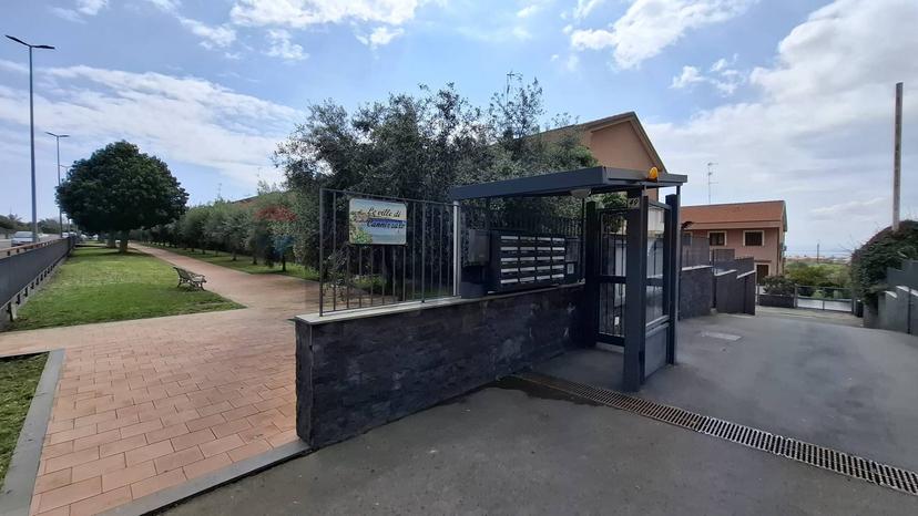 Villa a schiera in Via Roberto Rimini 49, Aci Castello — foto 3 di 5