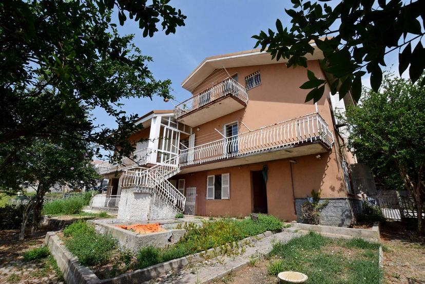 Casa indipendente in Via delle Avagnine 88, Mondovì — foto 2 di 5