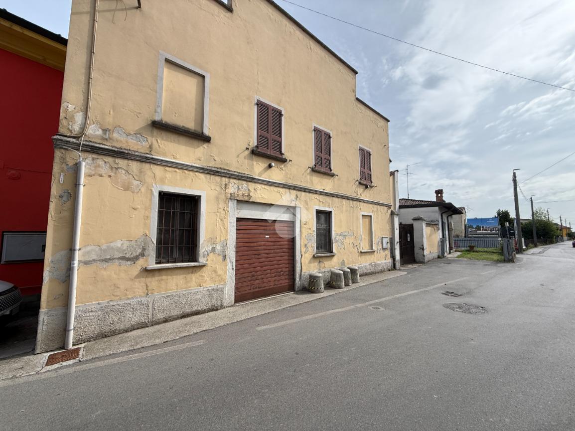 Casa indipendente in Via Folla 3, Dovera