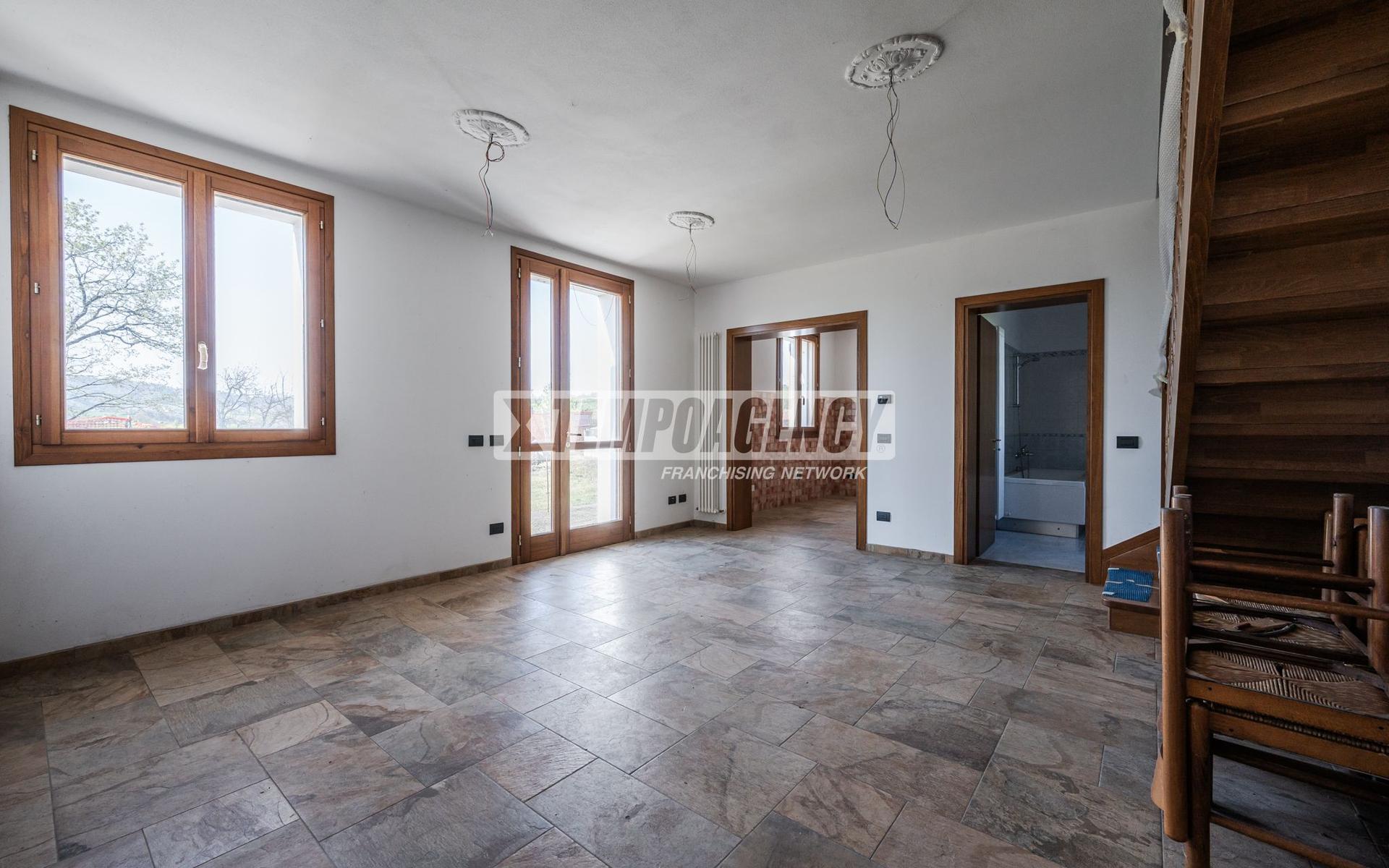 Casa indipendente in Via Corniola-Grocci 1013, Serramazzoni