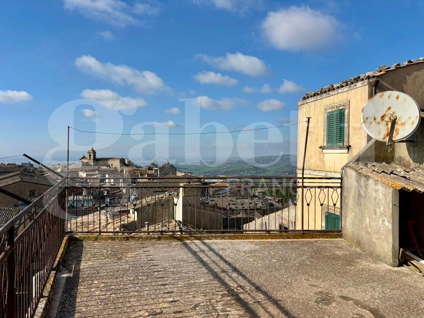 Casa indipendente in Via Castello 25, Chiaramonte Gulfi — foto 2 di 5