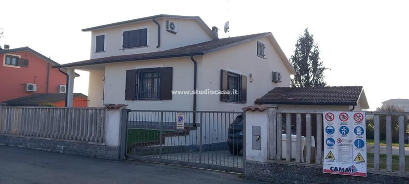 Villa in Via Lago Gerundo, Dovera — foto 5 di 5