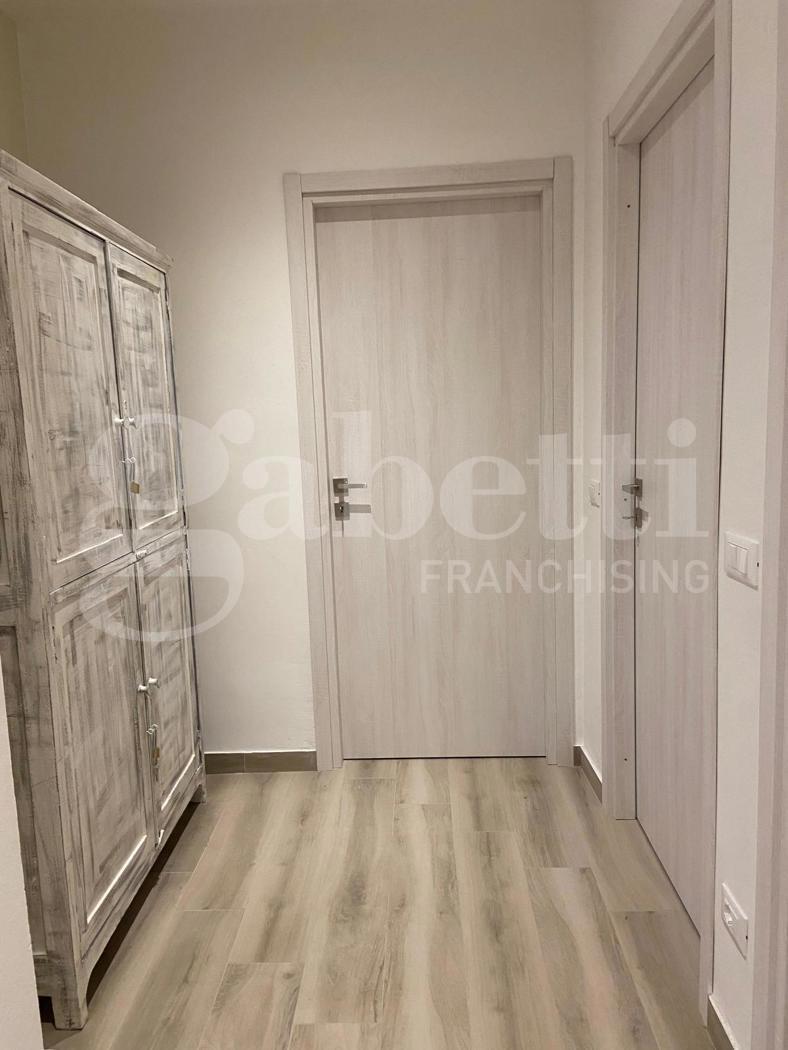 Trilocale in Piazza Generale Domenico Perrucchetti 36, Cornate d'Adda — foto 3 di 5