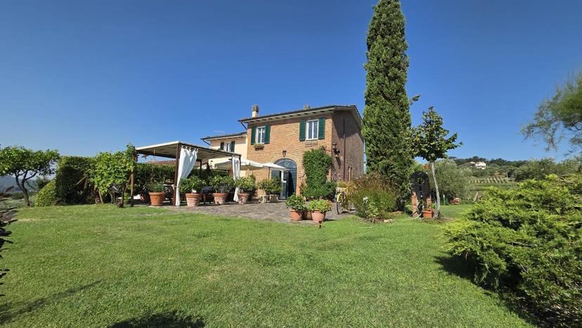 Rustico in Er Carignano 55100, Lucca — foto 3 di 5