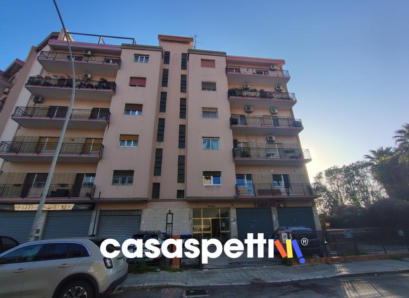 Quadrilocale in Via Erminio Bercarich, 16, Reggio di Calabria — foto 2 di 5