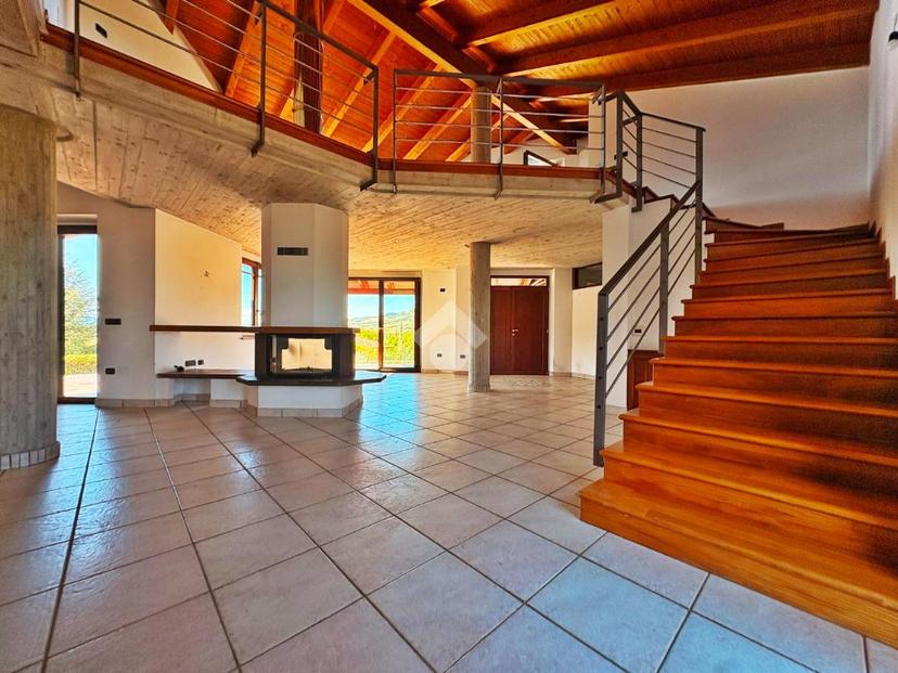 Villa in Via Sant'Ippolito 1, Gualdo Tadino — foto 4 di 5