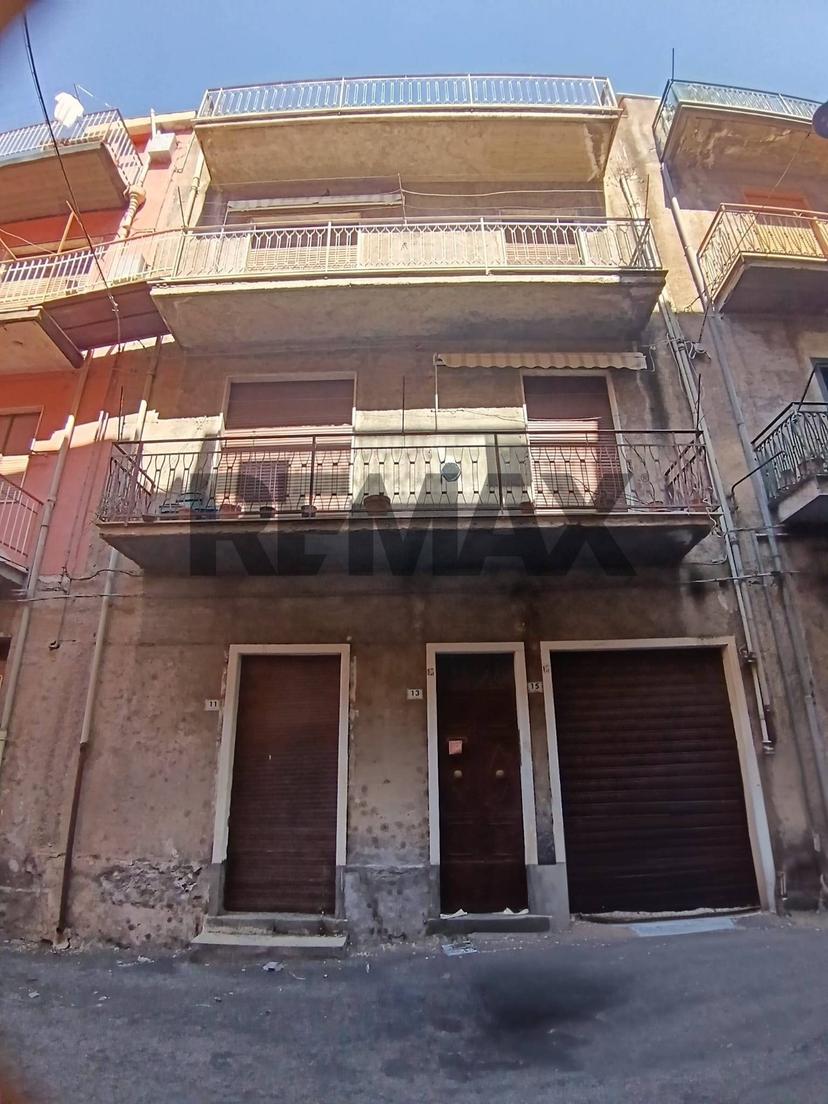 Casa indipendente in Via Liguria 11/13, Paternò — foto 3 di 5