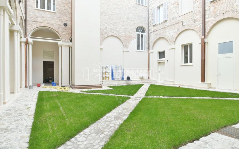 Trilocale in Corso di Sotto, Ascoli Piceno — foto 2 di 5